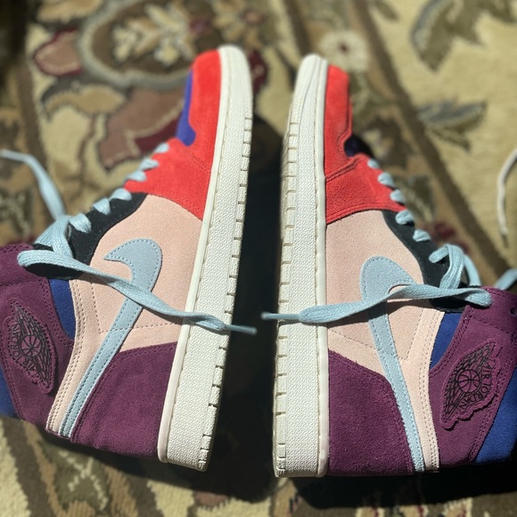 Nike Air Force 1 Aleali May x Wmns Air Jordan 1 Retro High “ Court Lux” - Picture 3 of 5